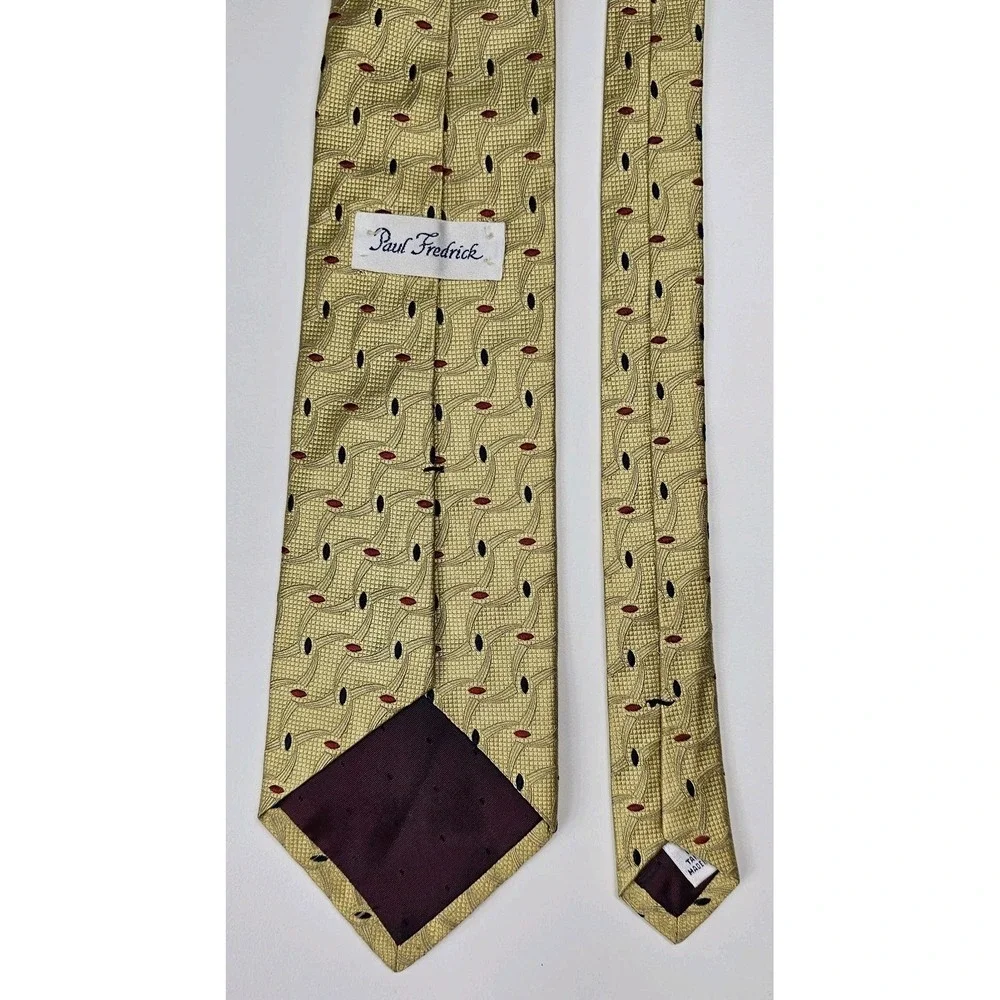 Paul Fredrick Tie Gold Embroidery100% Italian Silk Hand Tailored Made In USA‎